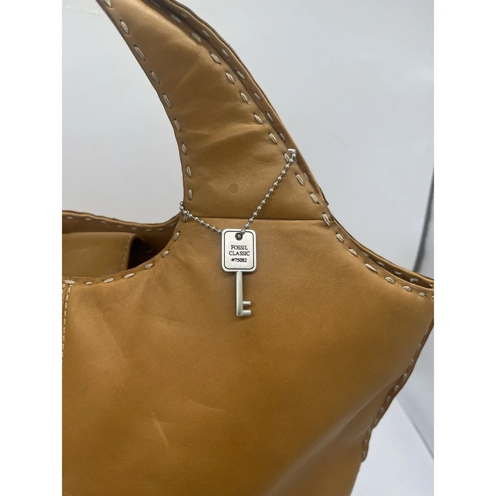 Fossil Classic‎ 75082 Tan Leather Hobo Tote Shoulder Bag With Key